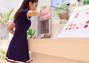 AISS爱丝(钻石版) – 这图包里的松果儿，镂空得真让人心猿意马