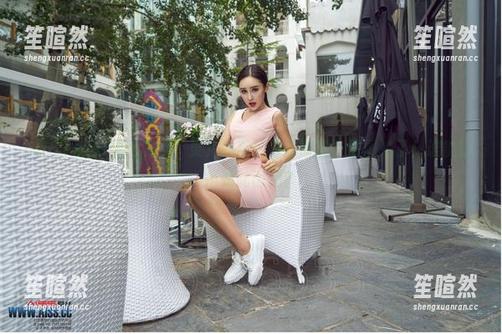 AISS爱丝(黄金版) - 灵儿的美丝分享时刻，原图来了！谁能抗拒如此诱惑？