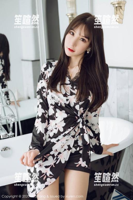 HuaYang花漾 - 原图如同默默诉说，图集中则是绮里嘉ula的无限魅力：这修女形象真是让我心思乱了！