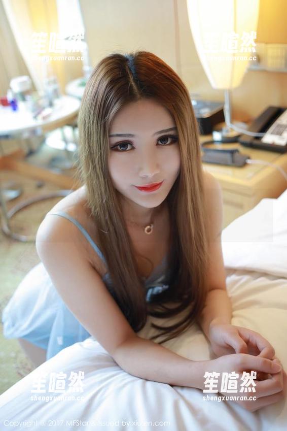 MFStar模范学院 - 抓住加朵babe的女友那瞬间：高清写真集让人屏息凝视！