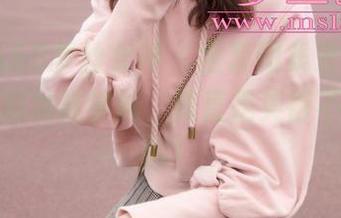 MSLASS梦丝女神 – 全套图集来袭，林嘉的舞蹈丝袜学妹，简直是美得不要不要的！