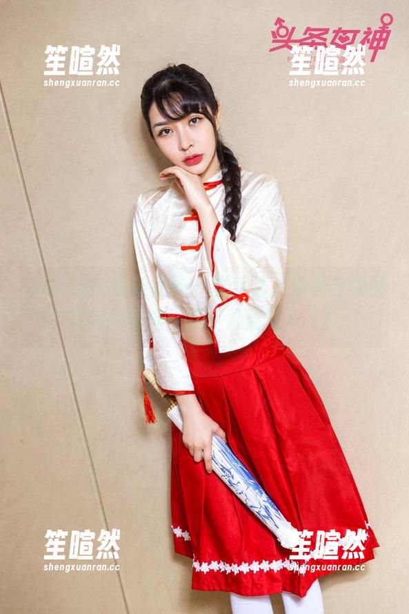 TouTiao头条女神 - 张梦艺，油亮与美丽共存的写真，不小心流口水了！