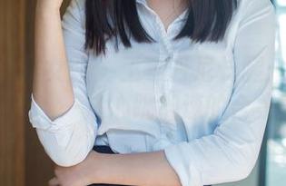 TuiGirl推女郎 – 王李丹尼长腿：一边看壁纸，一边心跳加速的合集！