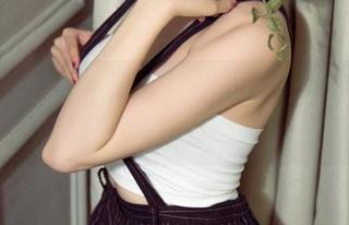 UGirls尤果网 – 郭婉祈在线就位，睡衣写真带你体验一场梦中漫游！
