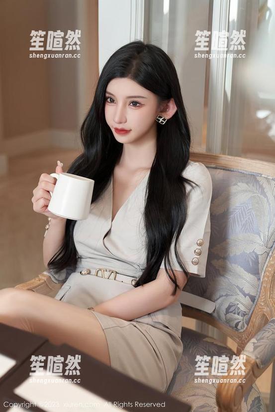 Xiuren秀人网 - 潮流又诱惑！奶喵喵免费图册里的裤里丝，一不小心就入坑