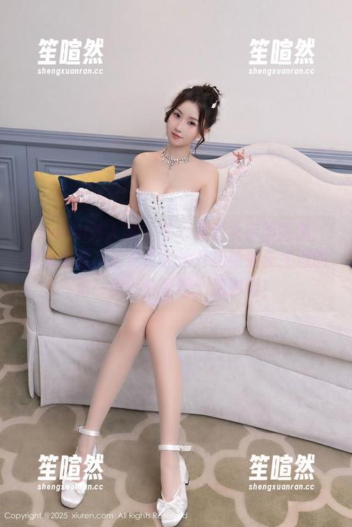 Xiuren秀人网 - 李七喜的水手服图集：快来看看，这是否是她开启新船长生涯的第一步？分享吧，别啰嗦！