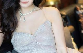 Xiuren秀人网 – 一包棉花糖Candy的透明美图，免费送你春天的味道，心动不如行动！