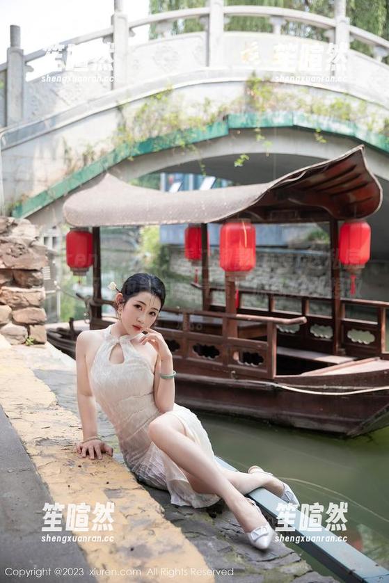 Xiuren秀人网 - 看江淑影river这私房写真，厨娘也能有这气质！原图好到想收藏。