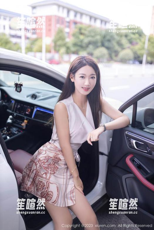 Xiuren秀人网 - 江真真的夏天写真：你看得出来我在想什么吗？