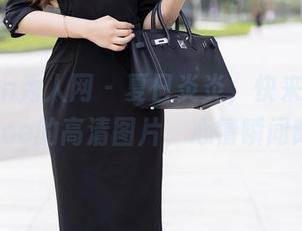 Xiuren秀人网 – 夏日炎炎，快来下载陈茜妮zoe的高清图片，心情瞬间降温～