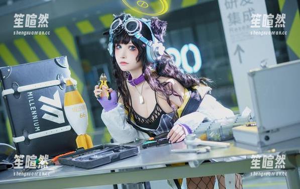 一千只猫薄禾的裤里丝作品集更新，细节无限，真要掉眼珠子了！