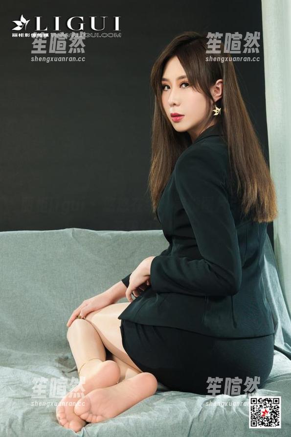 丽柜ligui - 悠悠在线：美脚图片引发的无限幻想！