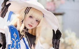 九柒喵的灰丝写真集：更新慢得像烤棉花糖，甜蜜又期待！