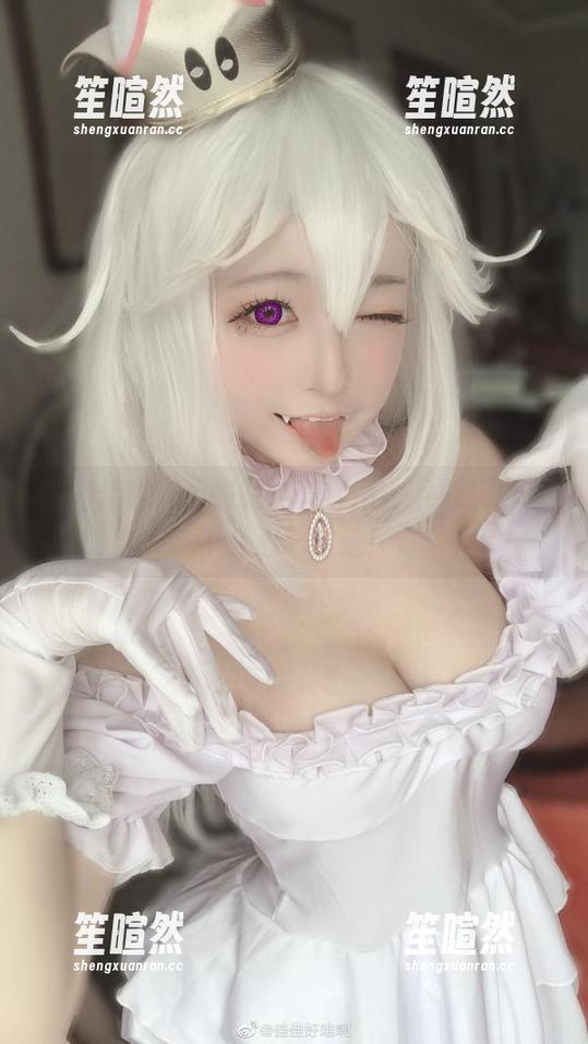 御姐佳佳好难啊的绝美套图，下载后确保不会心动过速！