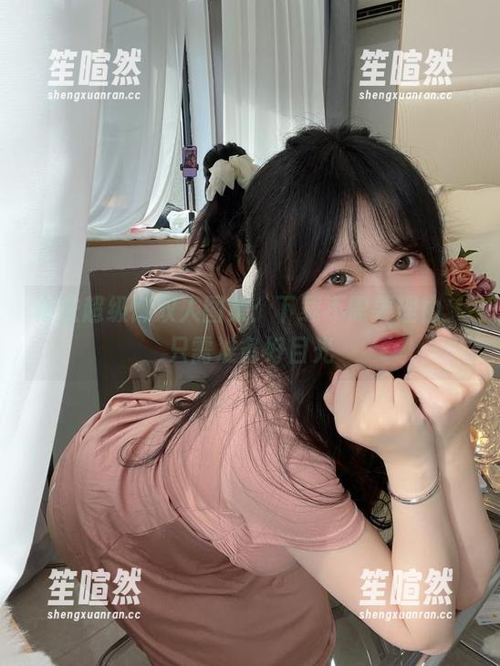 依依超级懒双人图集：下载不需要理由，只需准备好目光