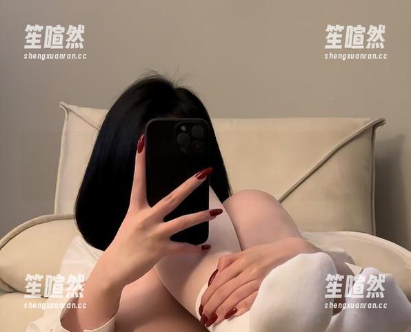 保守的二舅妈 微密圈 - 无法抗拒的吸引,保守的二舅妈丝袜作品私拍分享