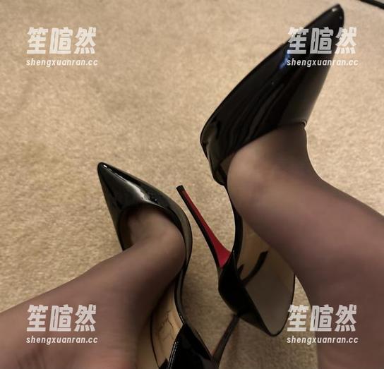 微密圈 - 保守的二舅妈的甜心，高清写真集：让你忍不住多看几眼