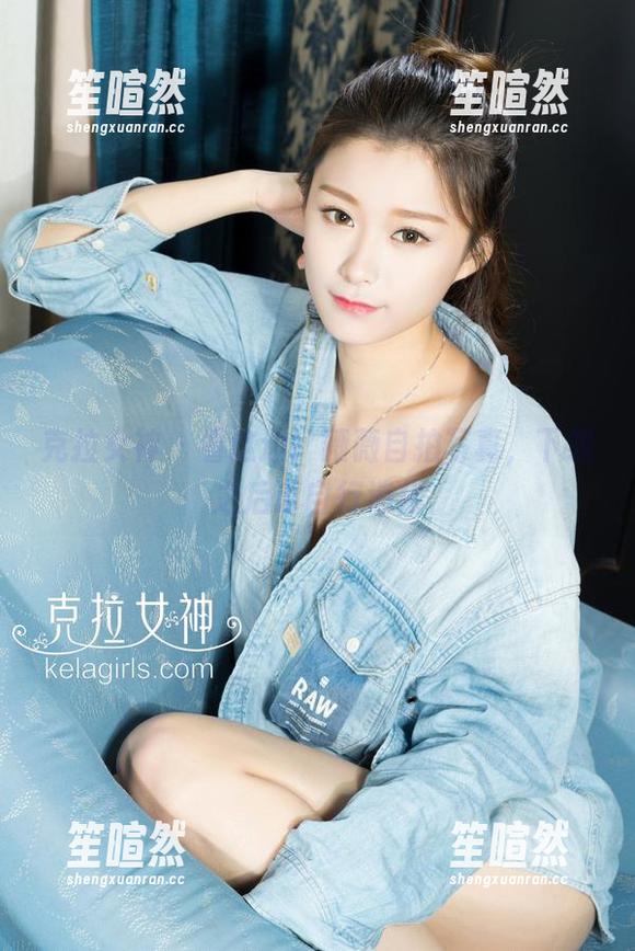 克拉女神 - 看这边！薇薇自拍写真，下载之后请自行消化