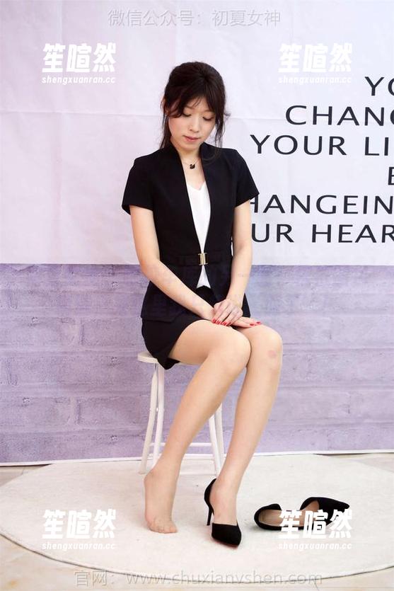 初夏女神 - 学校车库的另一面：依依图包精选，来这里我只想说‘服了’！