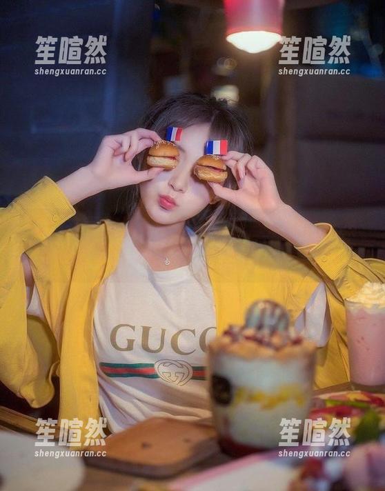 看！在下萝莉控ii如何在碧蓝航线的合集里化身海洋女神，照片一张比一张撩！