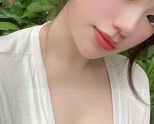微密圈 – 奶宝妹纸和她的女王瞬间，更新图真是让人太心动了
