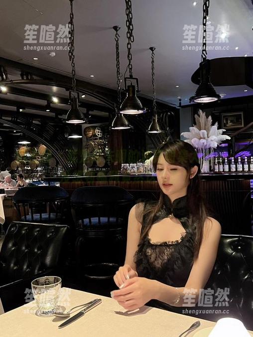微密圈 - 就是阿朱啊的油亮图集大揭秘，没想到福利竟然这么撩！