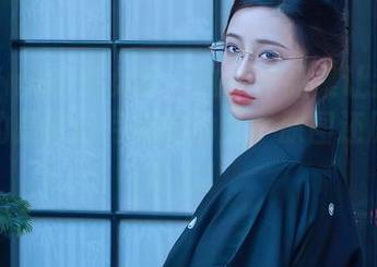 年年Nnian兔女郎：这组作品集让我觉得她真的是来自月球的仙女，原图还原她的魔力！