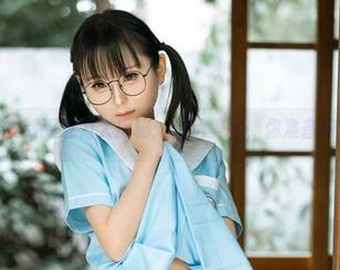幼水铃衣制服魅力大揭秘：精选美图，你准备好了吗？