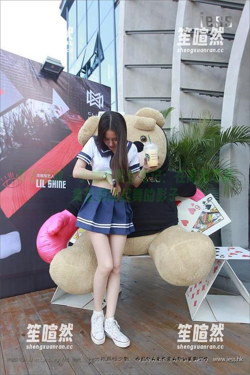 异思趣向 - 小婕的黑丝笔记：在高清写真集里翩翩起舞的影子