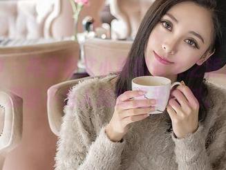推女神 – 高清看艾小青的修女之旅，分享那些不为人知的温柔时刻。