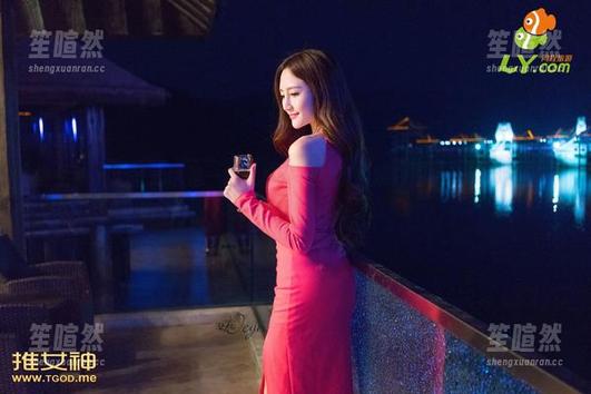 推女神 - 无圣光也是一种风格！莫雅淇的黑白图片让你体会到如此真实的瞬间！