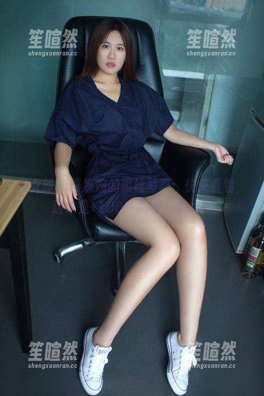 推女郎 - 夏婉婉的黑丝写真：快来看看，这才是+100%的夏日魅力！