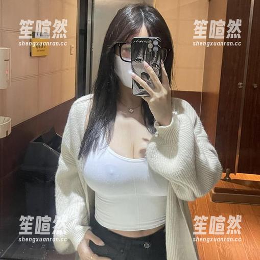 微密圈 - 紫色姐姐来了！是可馨耶的作品集下载，怎么感觉好像有点上头呢...