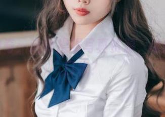 杏仁曲奇：这体操服写真资源，谁能不流口水？