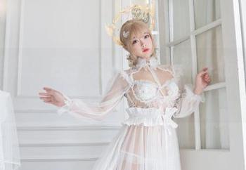 私拍合集：杏子夫人天台时刻，仿佛每一秒都能成诗！