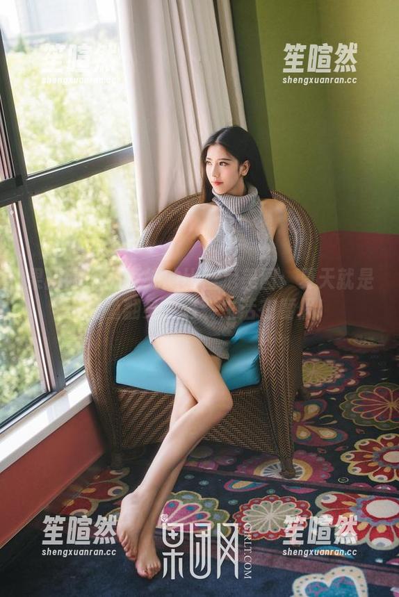 果团网 - 王语纯的比基尼美图：夏天就是要咸鱼翻身，假装生活在度假！