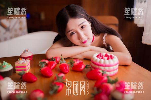 果团网 - 最新：陈雅漫白裙写真，乖巧又调皮，你能选出哪个最吸引你？