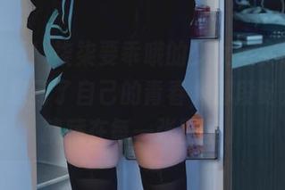 套图更新！柒柒要乖哦的少女记实录，居然让我想到了自己的青春，那段时光似乎就藏在每一张图里。