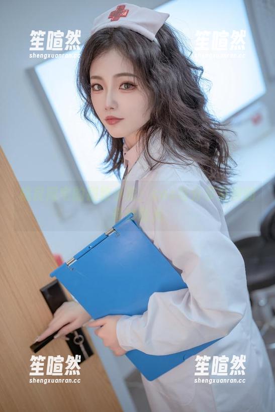 桃良阿宅的别致小院：cos与分享交织的奇妙时光