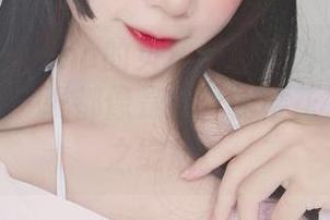 被樱落Selena的贝法礼服美图共享冲击到了，每一张都像是盛开的樱花，心情随之绽放。