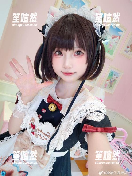 橙喵 女友橙喵的魔法瞬间,图片似乎在说:“你也想来吧?”作品绝对不走心。