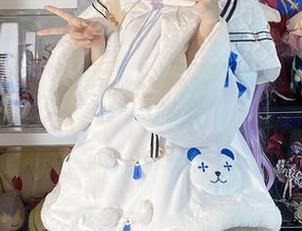 运动？白栎Shirly只是在用图包告诉我们怎么优雅地摆姿势！