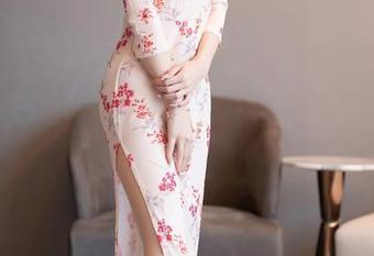 秀人网 – 双人图包里的隐秘角落：Egg尤妮丝在这里，饶了我，我完全没想到她竟然这么迷人！