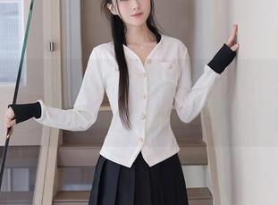 秀人网 – Elise谭晓彤和服写真：小心，可能会吸引路过的熊猫来围观哦！精选！