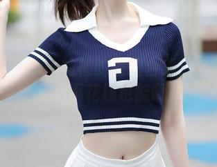 秀人网 – Zoe柚柚的旅拍合集：这里有惊喜，不花钱也能嗨！