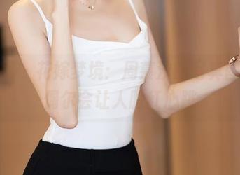 秀人网 – 花嫁梦境：周慕汐的写真图册，偶尔会让人脸红心跳