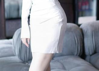 秀人网 – 这不是一般的纯白，“坏兔子”分享的作品集，简直是个视觉游戏！