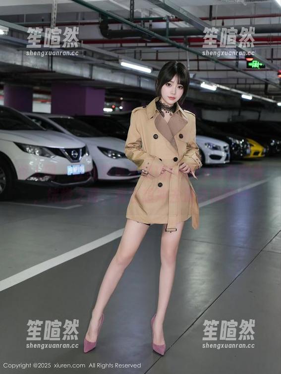 秀人网 - 在线聚焦大琪琪Emily泳衣图集，恍惚之间，我也想冲去海边似的…