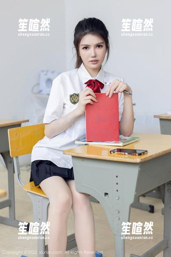 秀人网-田兮白 秀人网 - 浴室大作战!田兮白的美图和照片,看她如何与洗发水大战!