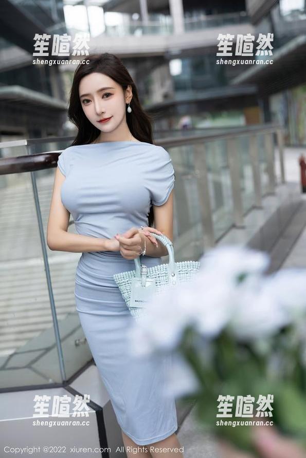 秀人网 - 看！陈雅漫VICKY的泳装作品集，瞬间让我忘了夏天的烦恼！